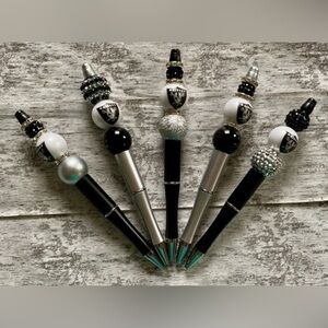 Las Vegas Raiders - Fun beaded pens for any Raider fan. I will sell individually